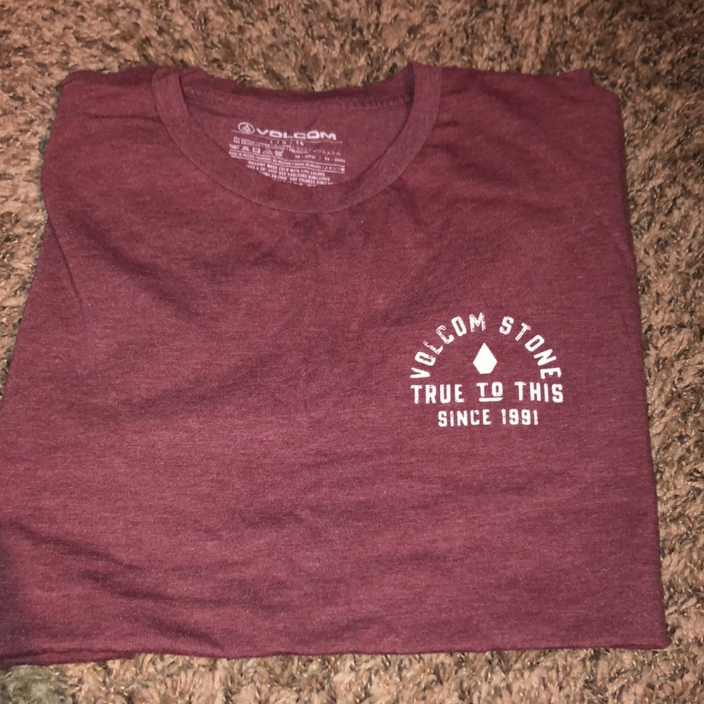 TWO volcom shirts bundle